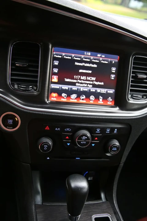 2014 Dodge Charger 7th Gen - Image 20 of 20