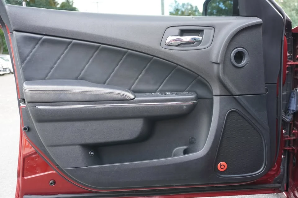 2014 Dodge Charger 7th Gen - Image 10 of 20