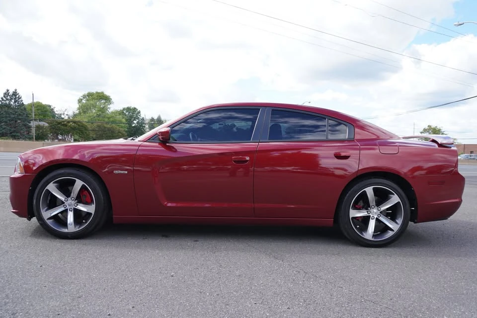 2014 Dodge Charger 7th Gen - Image 2 of 20