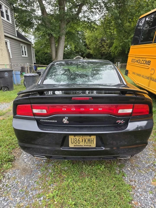 2014 Dodge Charger 7th Gen - Image 2 of 14