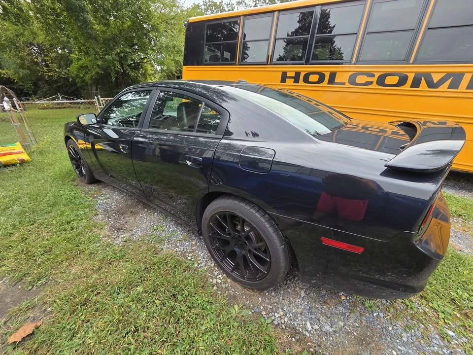 2014 Dodge Charger 7th Gen - Image 13 of 14