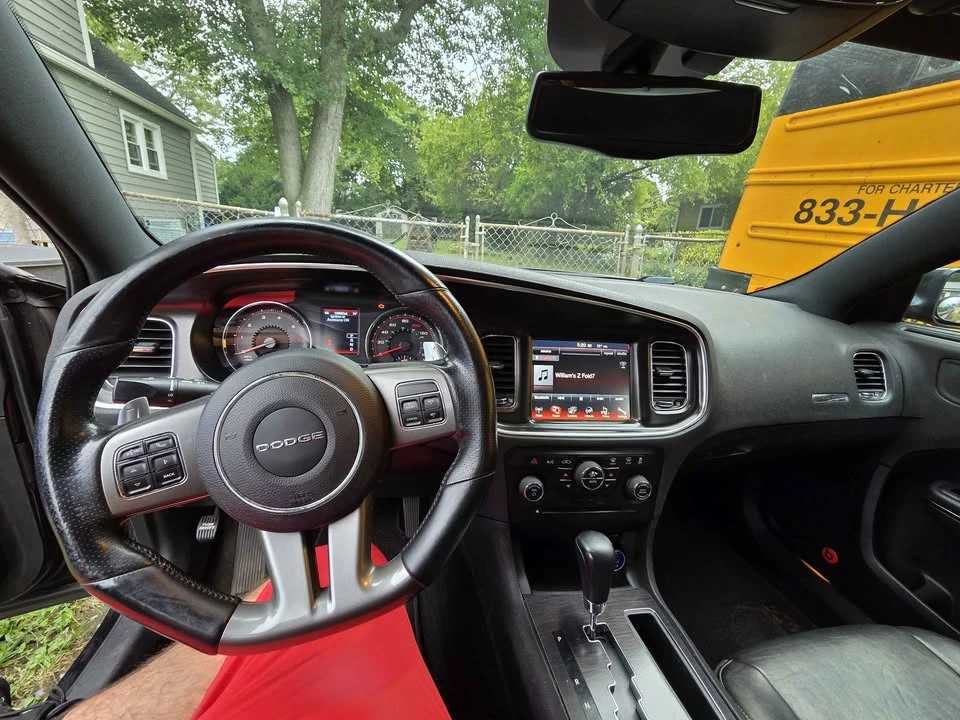 2014 Dodge Charger 7th Gen - Image 4 of 14