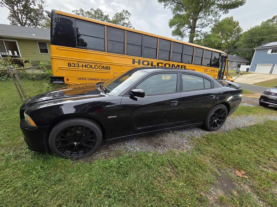 2014 Dodge Charger 7th Gen - Image 3 of 14