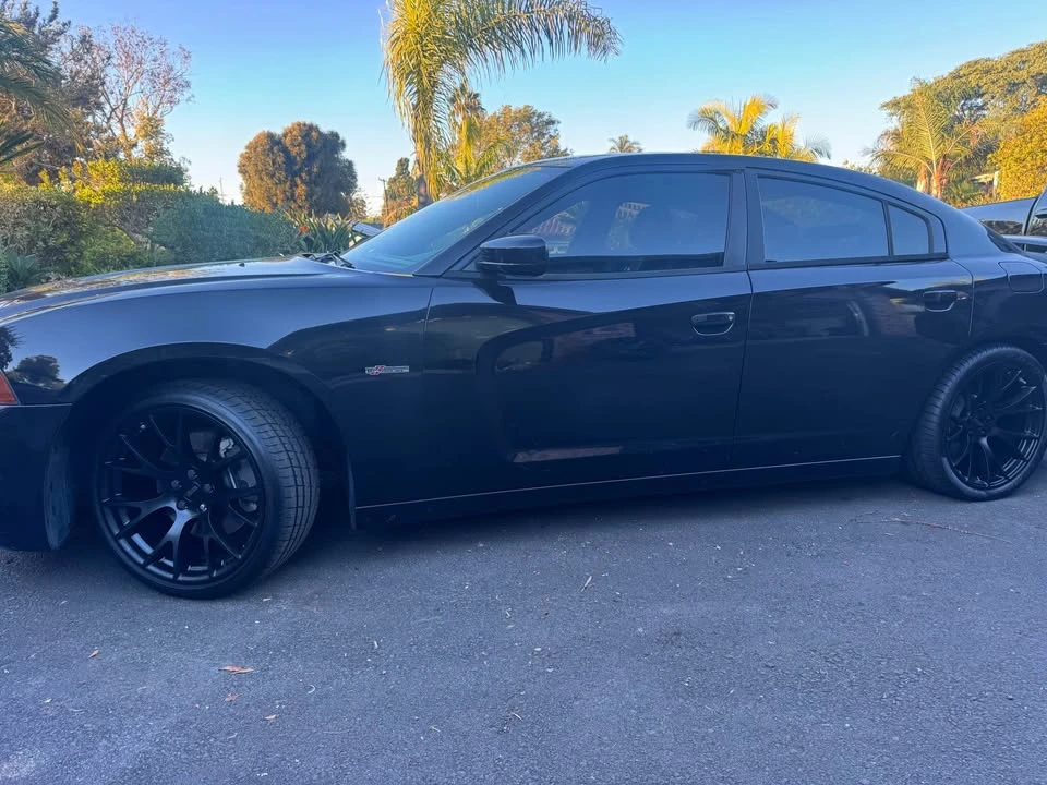 2014 Dodge Charger 7th Gen - Image 2 of 16