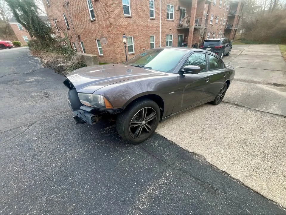 2014 Dodge Charger 7th Gen - Image 5 of 11