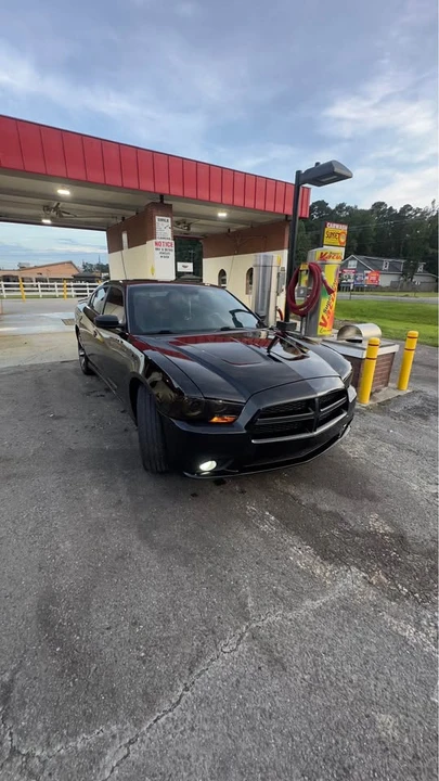 2014 Dodge Charger 7th Gen - Image 4 of 10