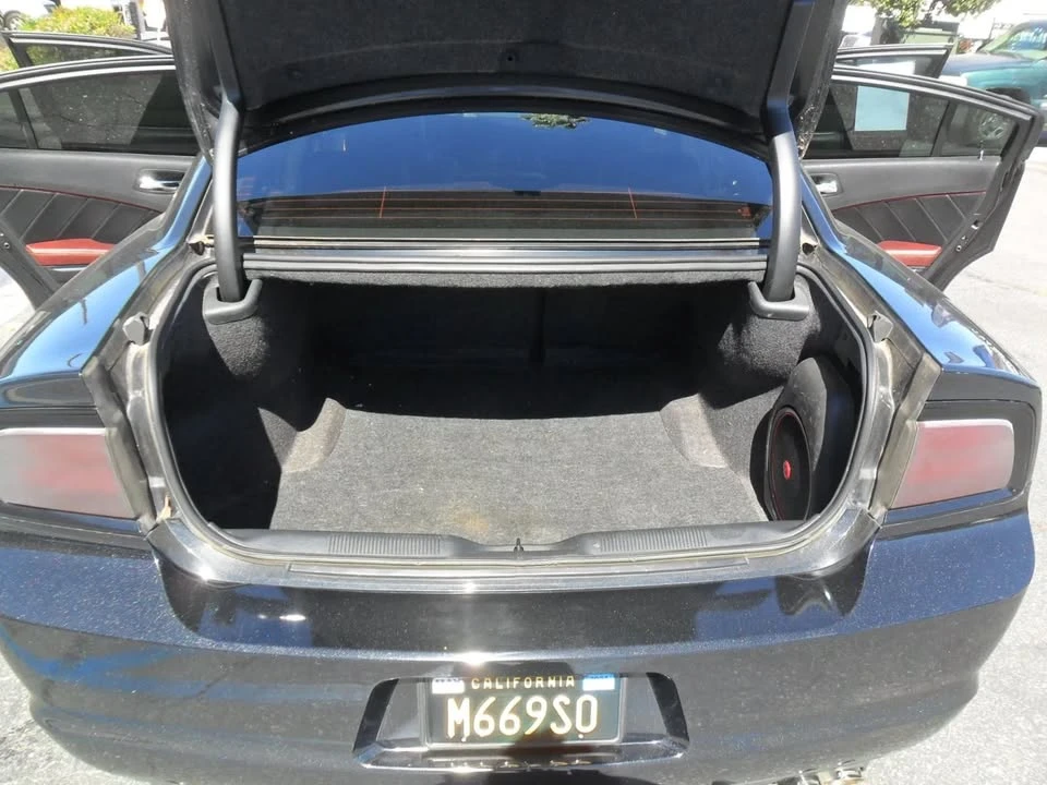 2014 Dodge Charger 7th Gen - Image 13 of 20