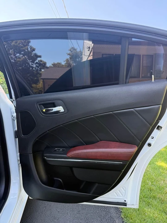 2014 Dodge Charger 7th Gen - Image 15 of 19
