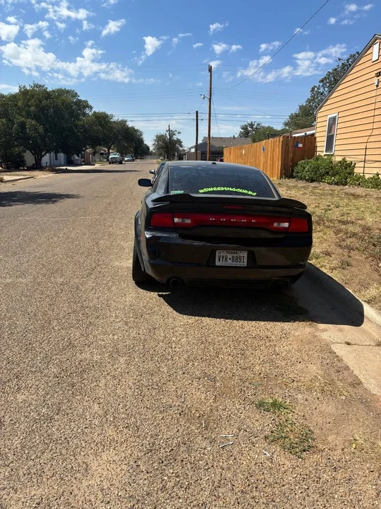 2014 Dodge Charger 7th Gen - Image 2 of 6