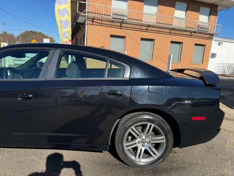 2014 Dodge Charger 7th Gen - Image 7 of 12