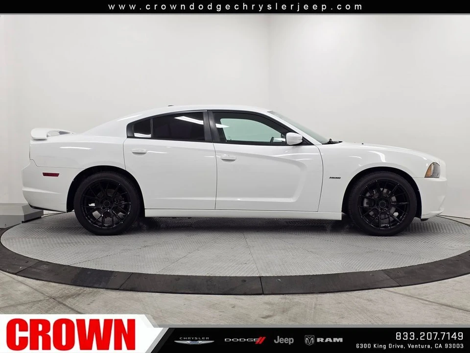 2014 Dodge Charger 7th Gen - Image 8 of 12