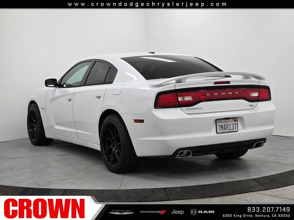 2014 Dodge Charger 7th Gen - Image 5 of 12