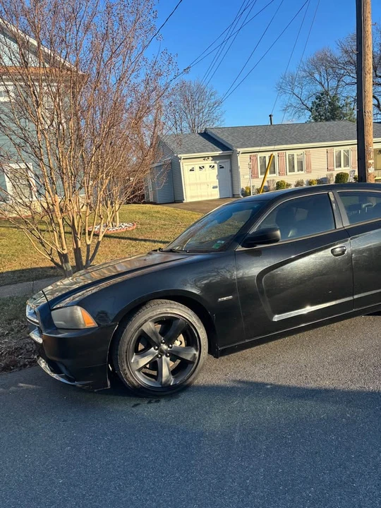 2014 Dodge Charger 7th Gen - Image 9 of 10