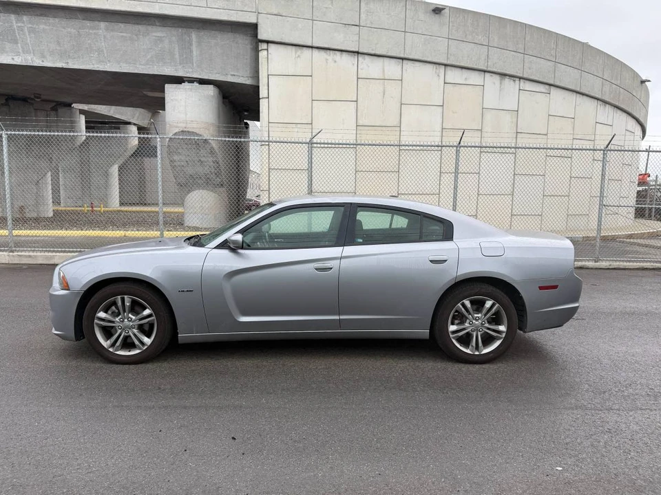 2014 Dodge Charger 7th Gen - Image 4 of 16