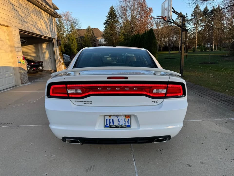 2014 Dodge Charger 7th Gen - Image 3 of 20