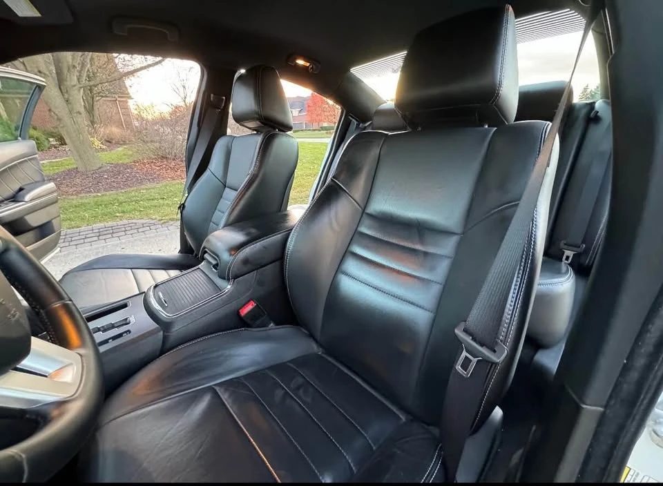 2014 Dodge Charger 7th Gen - Image 16 of 20