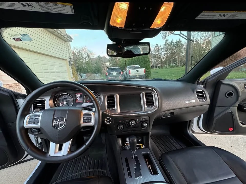 2014 Dodge Charger 7th Gen - Image 13 of 20