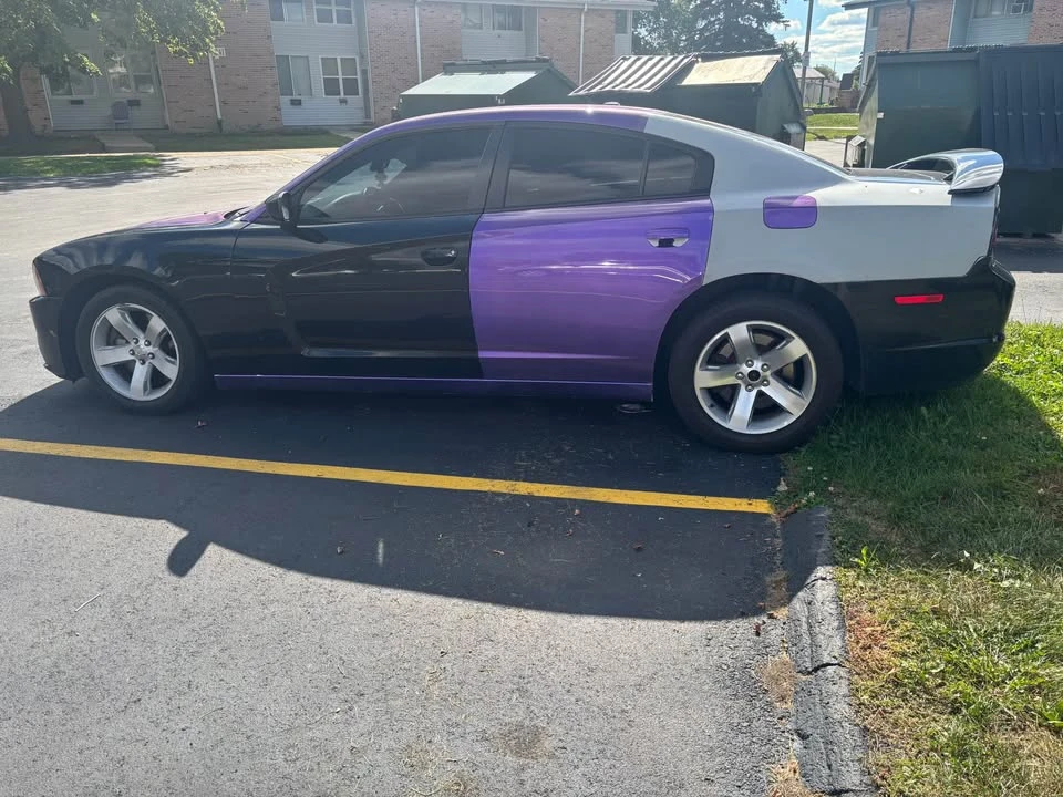 2014 Dodge Charger 7th Gen - Image 3 of 11