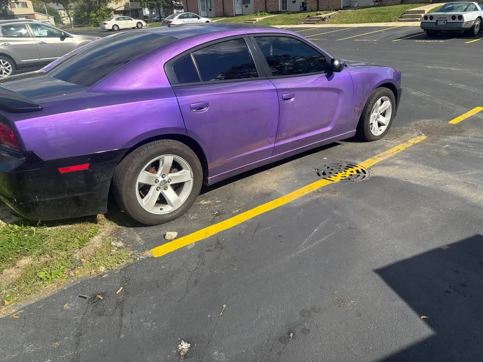 2014 Dodge Charger 7th Gen - Image 2 of 11