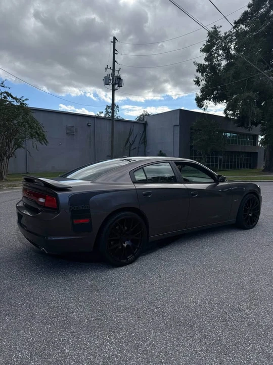 2014 Dodge Charger 7th Gen - Image 4 of 15
