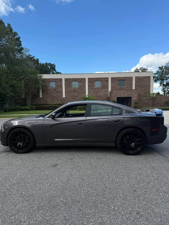 2014 Dodge Charger 7th Gen - Image 7 of 15