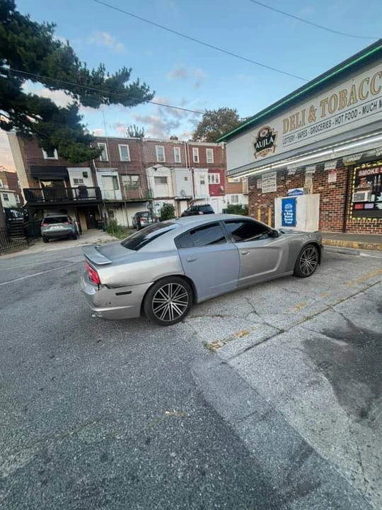 2014 Dodge Charger 7th Gen - Image 4 of 4