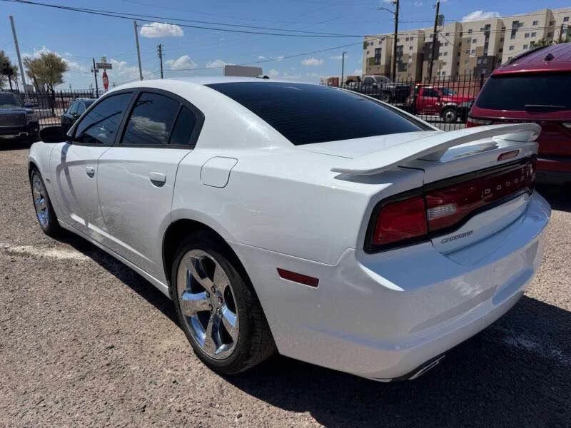 2014 Dodge Charger 7th Gen - Image 3 of 17
