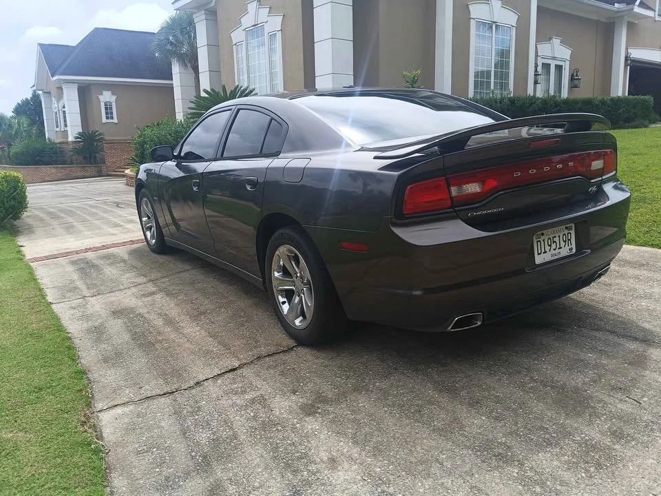 2014 Dodge Charger 7th Gen - Image 4 of 15