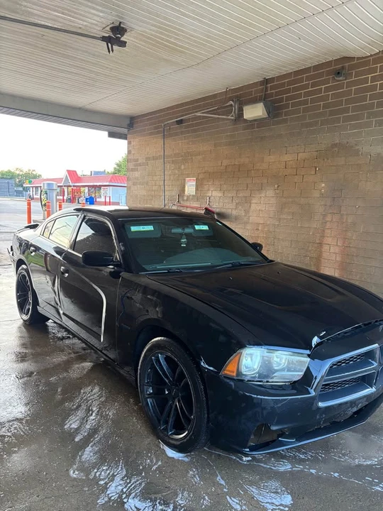 2014 Dodge Charger 7th Gen - Image 4 of 5
