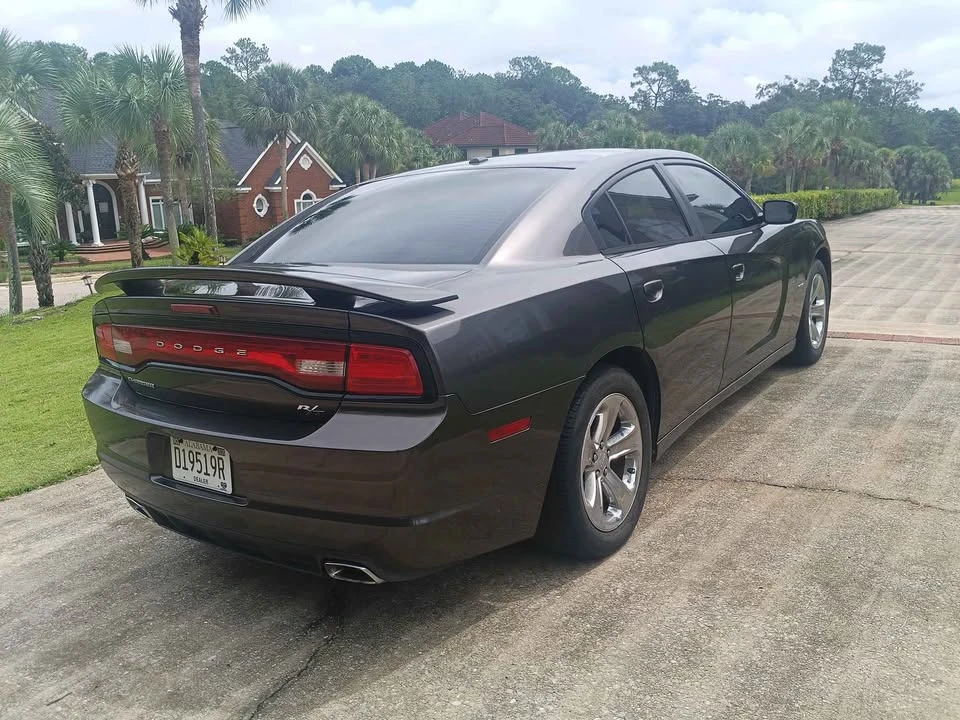 2014 Dodge Charger 7th Gen - Image 5 of 15