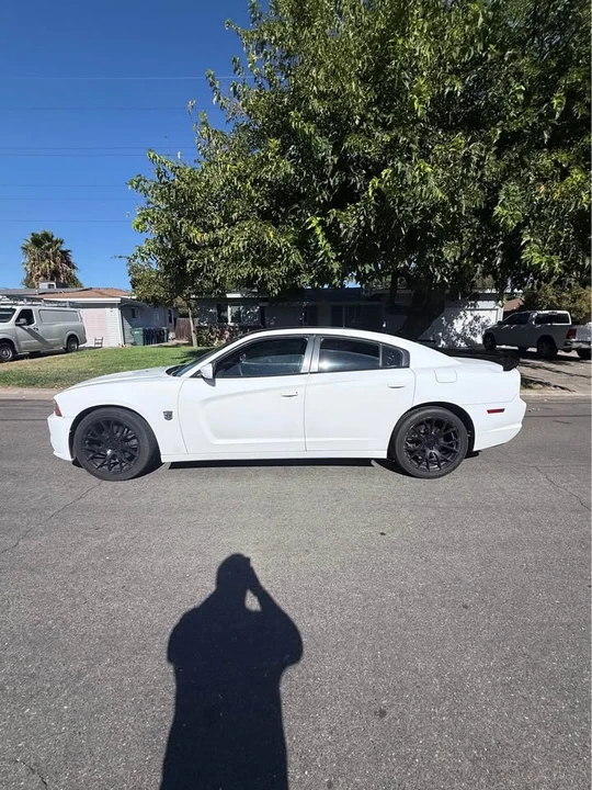 2014 Dodge Charger 7th Gen - Image 7 of 9