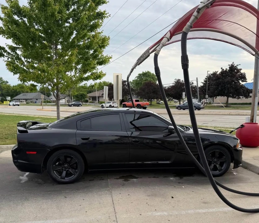 2014 Dodge Charger 7th Gen - Image 6 of 7