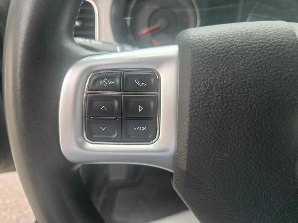 2014 Dodge Charger 7th Gen - Image 13 of 20
