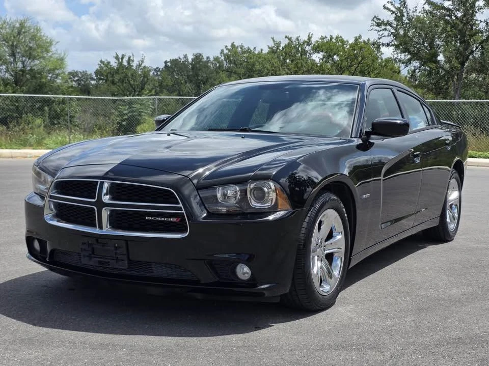 2014 Dodge Charger 7th Gen - Image 3 of 14