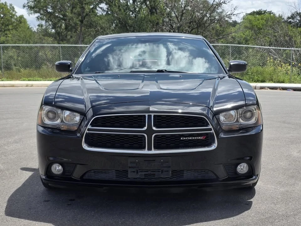 2014 Dodge Charger 7th Gen - Image 2 of 14