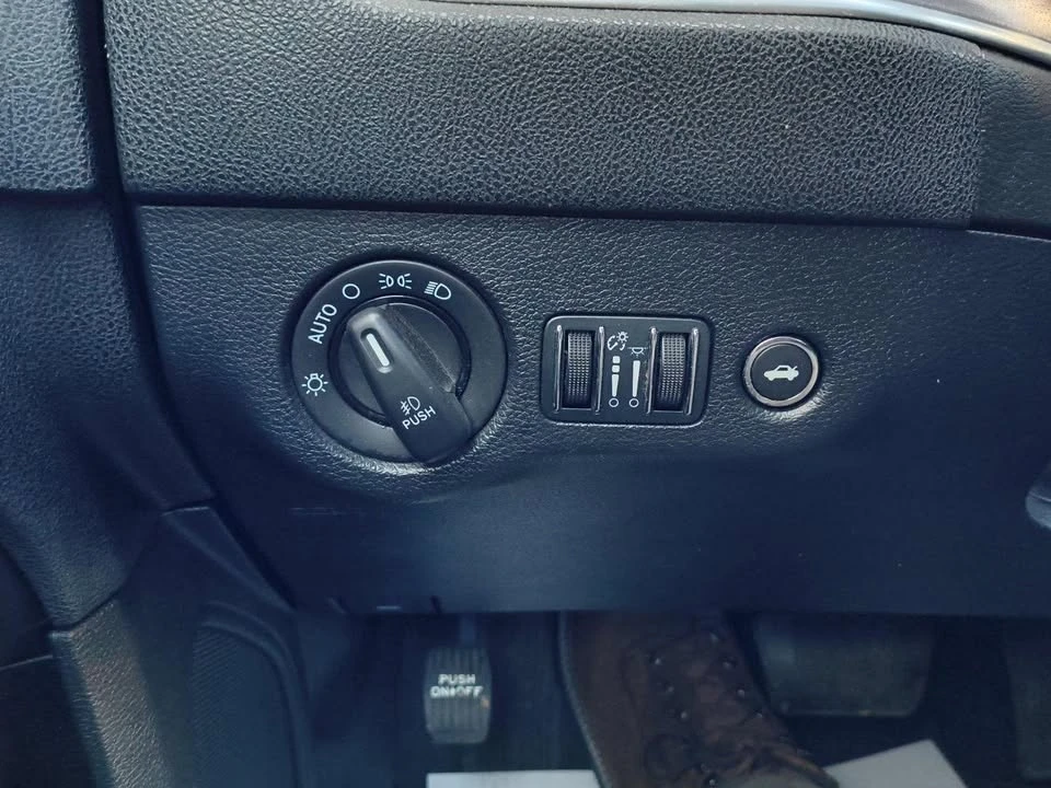 2014 Dodge Charger 7th Gen - Image 9 of 20