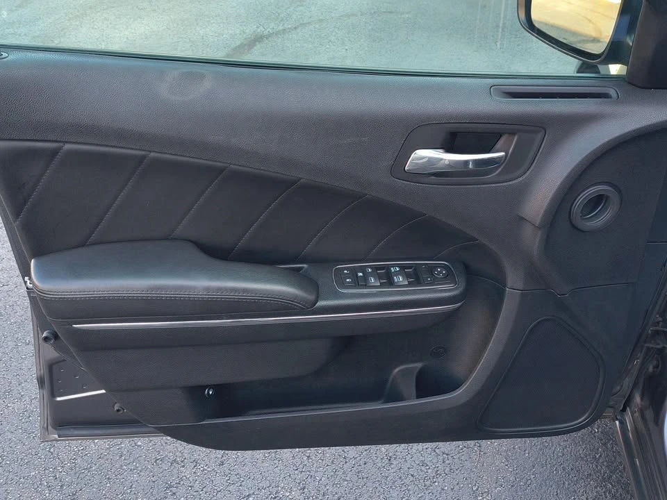 2014 Dodge Charger 7th Gen - Image 4 of 20