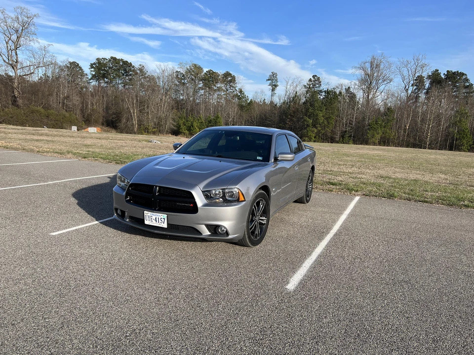 2014 Dodge Charger 7th Gen - Image 10 of 31