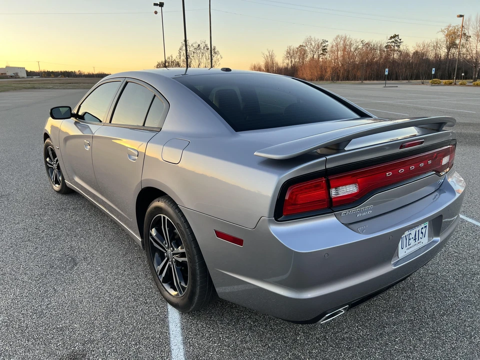 2014 Dodge Charger 7th Gen - Image 12 of 31