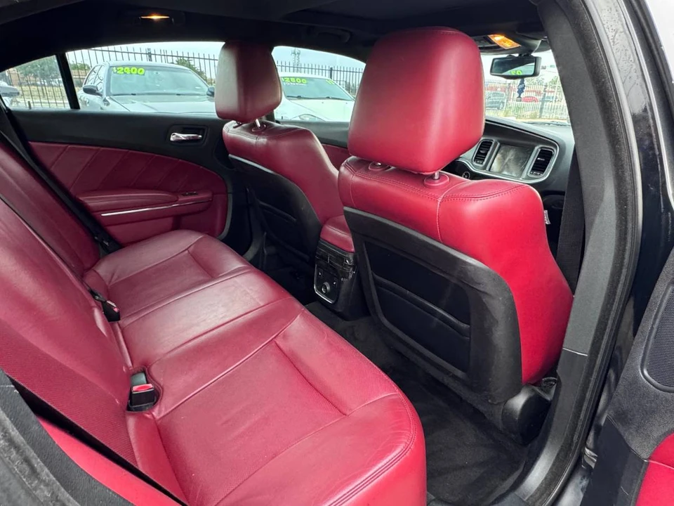 2014 Dodge Charger 7th Gen - Image 13 of 15