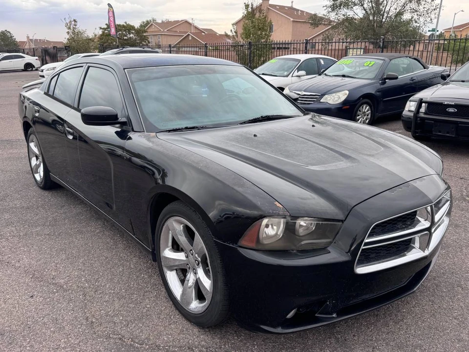 2014 Dodge Charger 7th Gen - Image 2 of 15