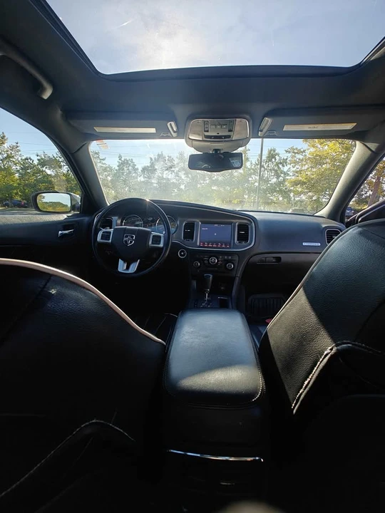 2014 Dodge Charger 7th Gen - Image 7 of 10