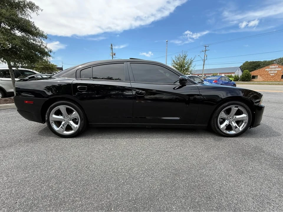 2014 Dodge Charger 7th Gen - Image 5 of 20