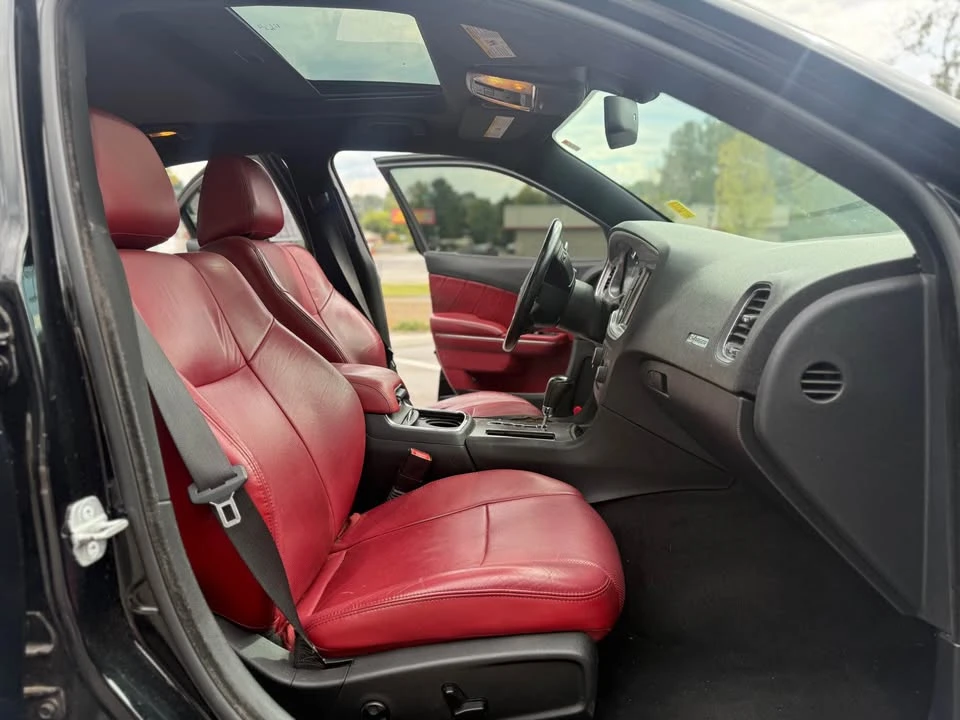 2014 Dodge Charger 7th Gen - Image 12 of 15