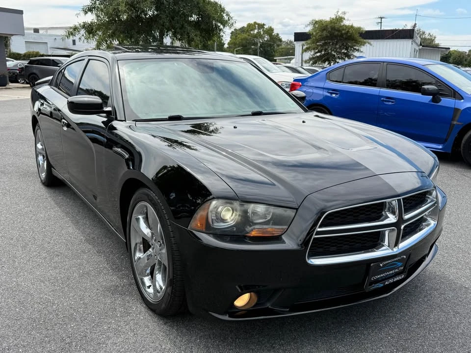 2014 Dodge Charger 7th Gen - Image 2 of 20