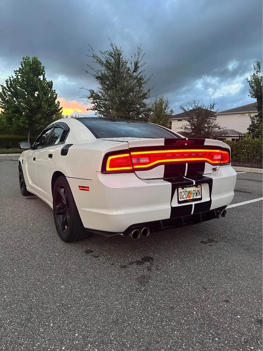 2014 Dodge Charger 7th Gen - Image 8 of 19