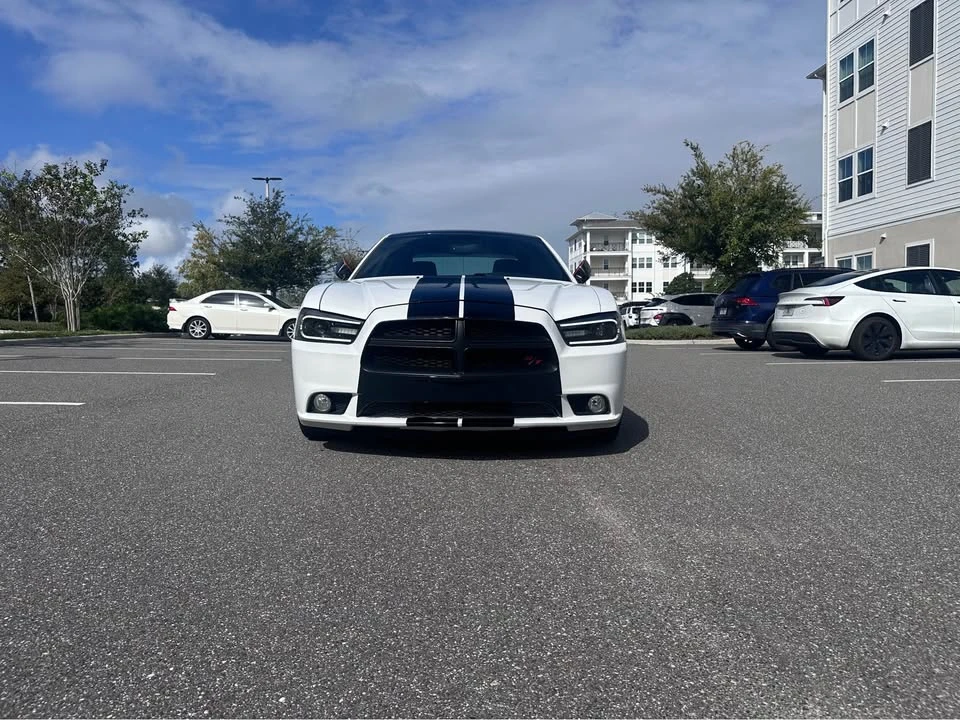 2014 Dodge Charger 7th Gen - Image 4 of 19