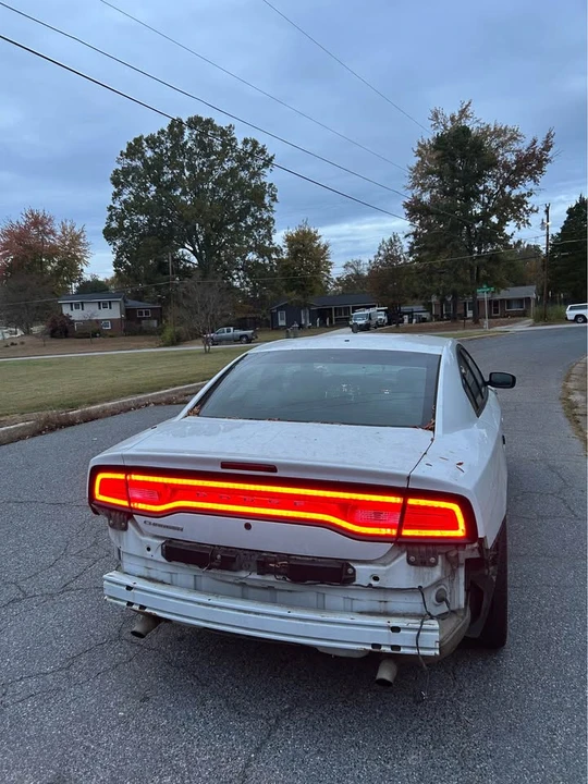 2014 Dodge Charger 7th Gen - Image 3 of 11