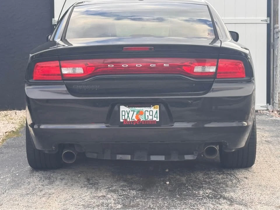2014 Dodge Charger 7th Gen - Image 2 of 20