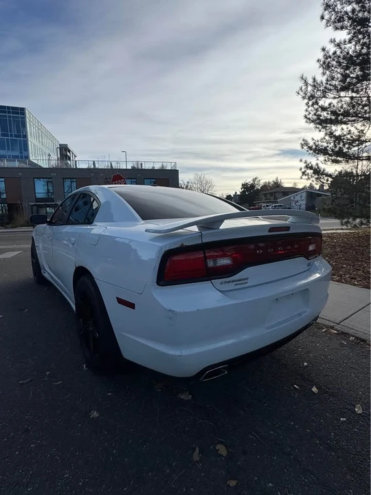 2014 Dodge Charger 7th Gen - Image 6 of 14